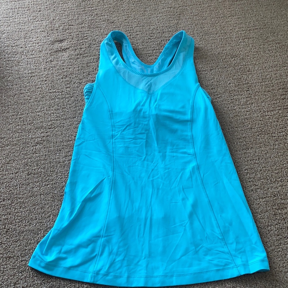 Lululemon workout tank